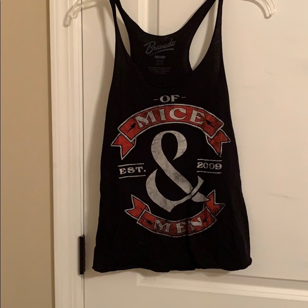 Black band tee